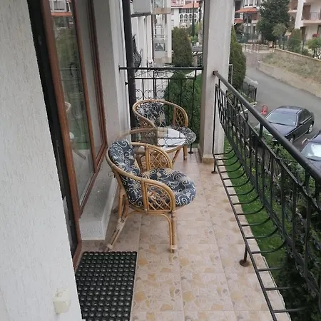 Triumph Village Aparthotel Sveti Vlas