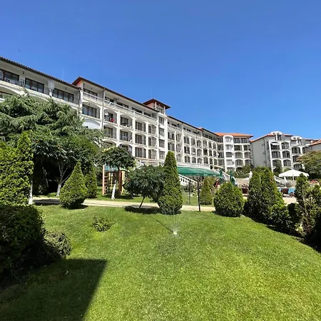 триумф жилой комплекс Апарт-отель 4*