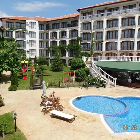 Triumph Village Lägenhetshotell Sveti Vlas