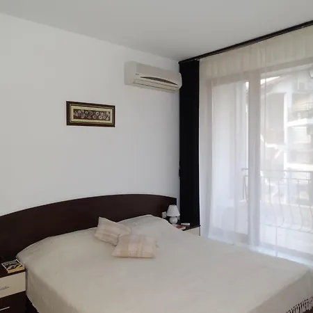 Triumph Village 4*