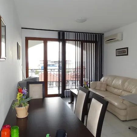 Triumph Village 4* Sveti Vlas