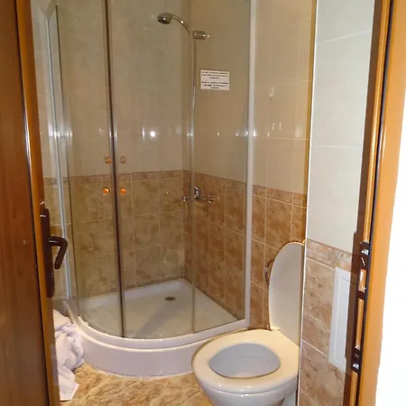 아파트호텔 Triumph Village 4*