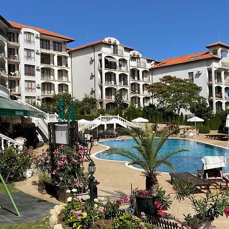 Triumph Village 4* Sveti Vlas