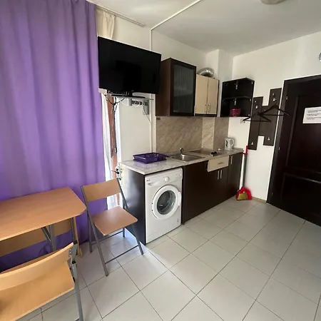 Hotel apartamentowy Triumph Village