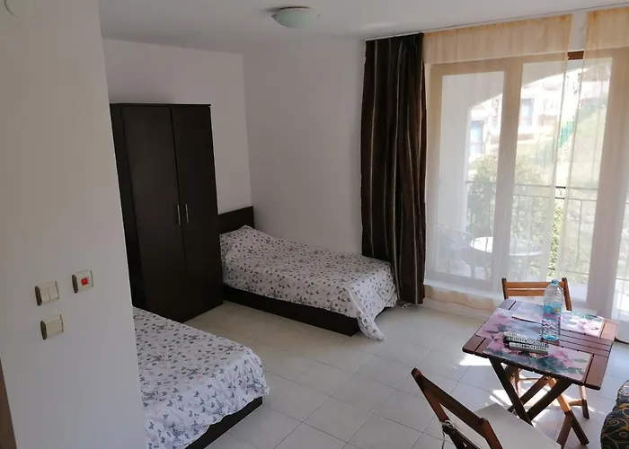 Aparthotel Triumph Village Sveti Vlas